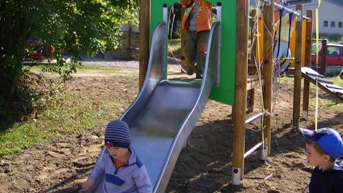 Otevření dětského hřiště v MŠ Hrabišín